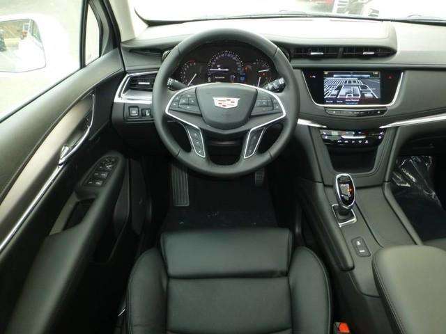 2017 Cadillac XT5 Premium Luxury 4dr SUV